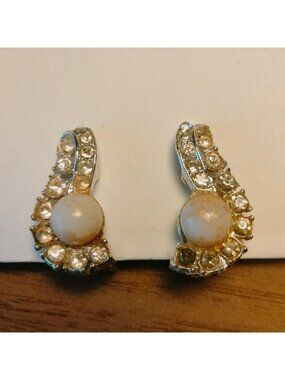 Rhinestone Clip On Earrings Elegant Regency Glam Faux Pearl Vintage